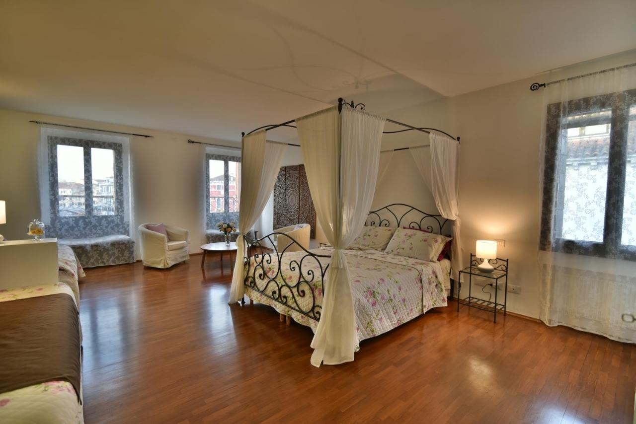 B&B Vista Sul Canal Grande Venetië Buitenkant foto